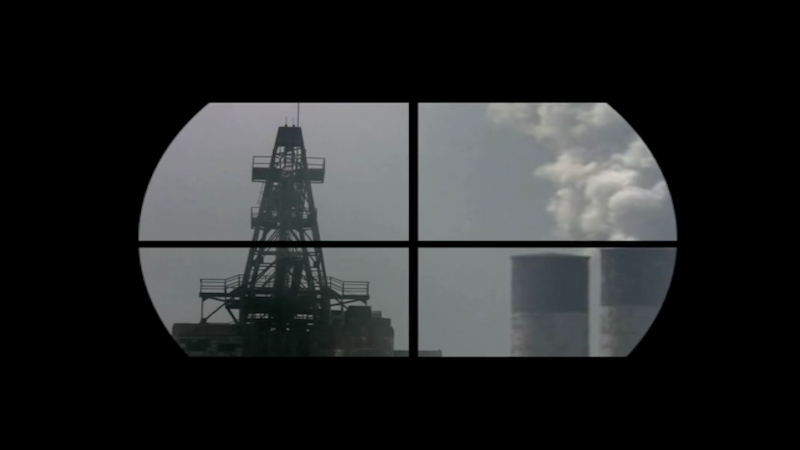 gallery image of Trois rails sous tension